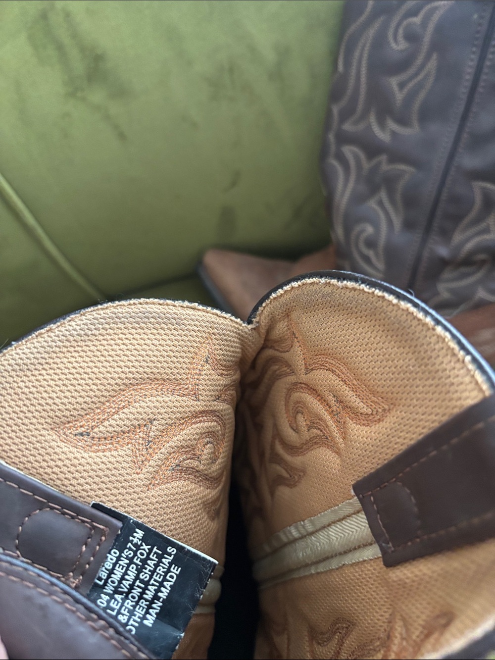 Woman’s Brown Two-Tone Western Cowboy Boots LAREDO … - Picture 6 of 7
